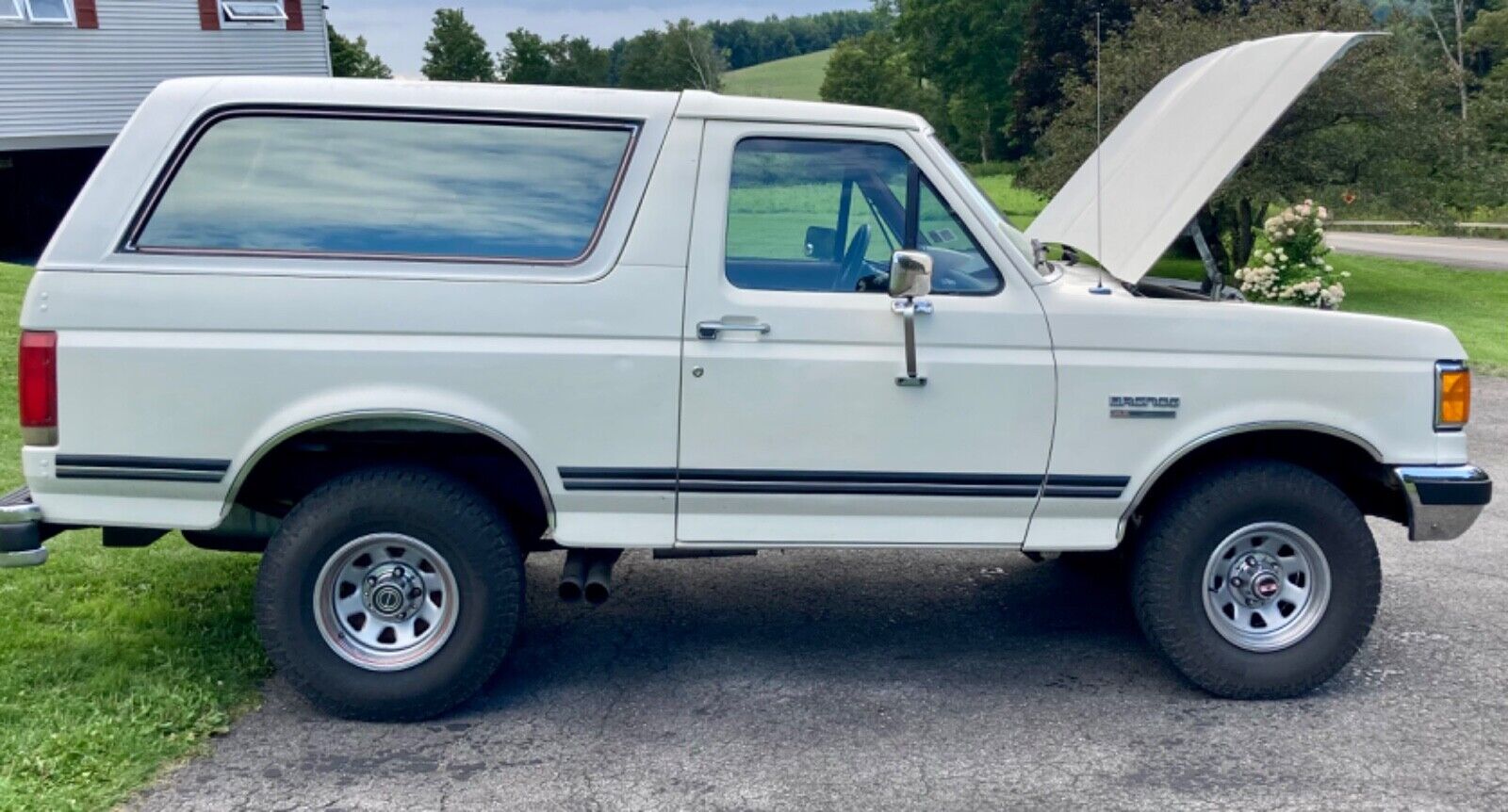 Ford-Bronco-SUV-1987-9