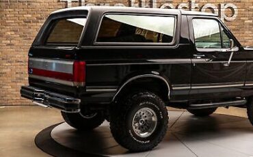 Ford-Bronco-SUV-1990-10