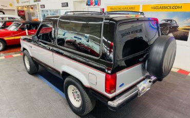 Ford-Bronco-SUV-1990-2