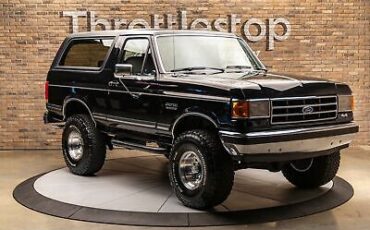 Ford-Bronco-SUV-1990-3