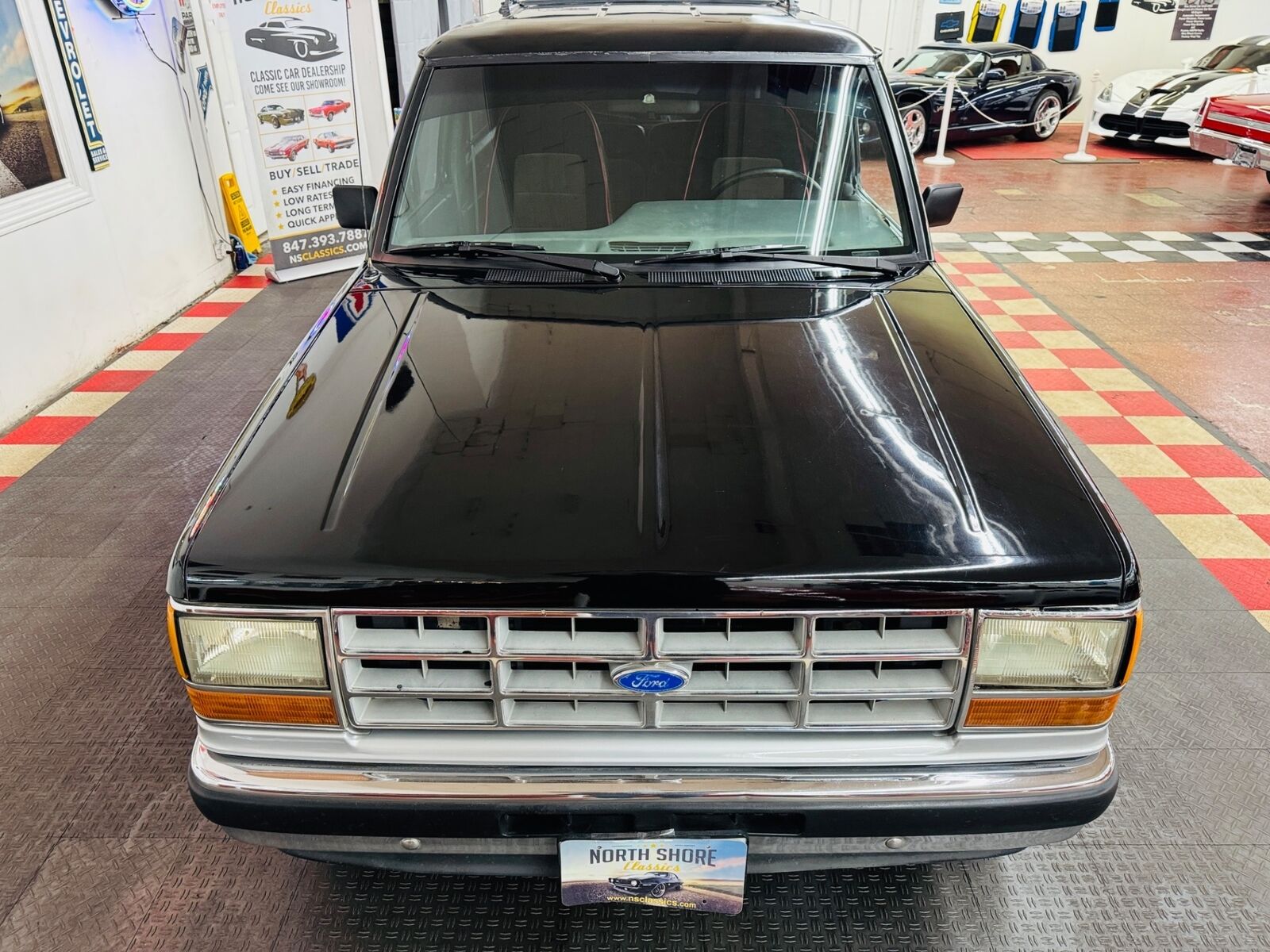 Ford-Bronco-SUV-1990-Black-Gray-89053-4