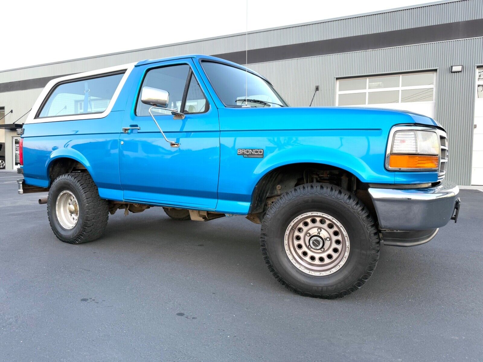 Ford-Bronco-SUV-1995-BIMINI-BLUE-Blue-194087-1