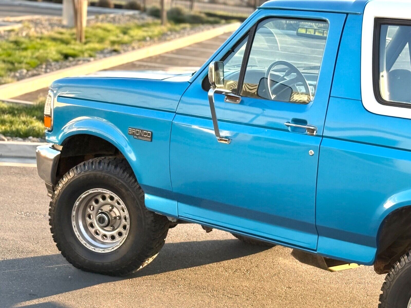 Ford-Bronco-SUV-1995-BIMINI-BLUE-Blue-194087-16