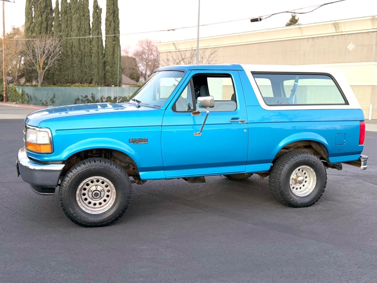 Ford-Bronco-SUV-1995-BIMINI-BLUE-Blue-194087-5