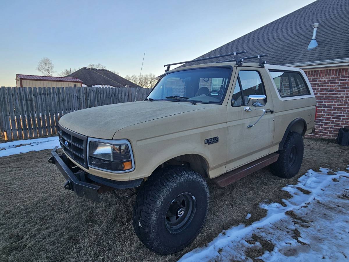 Ford-Bronco-custom-1992-custom-257494-1