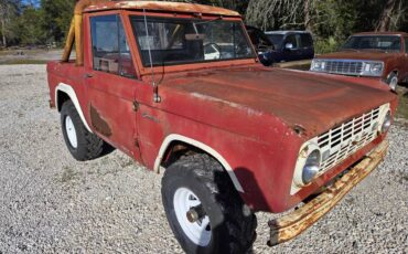 Ford-Bronco-half-cab-1966