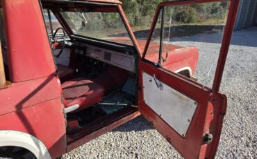 Ford-Bronco-half-cab-1966-9