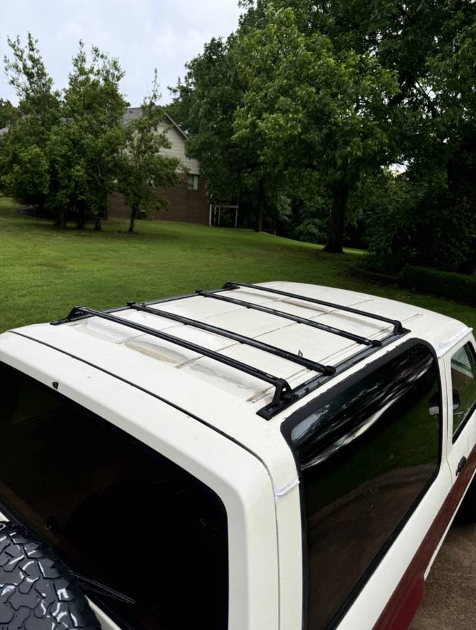 Ford-Bronco-ii-xl-1989-white-115872-6