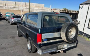 Ford-Bronco-xlt-2dr-suv-1995-6