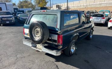 Ford-Bronco-xlt-2dr-suv-1995-8