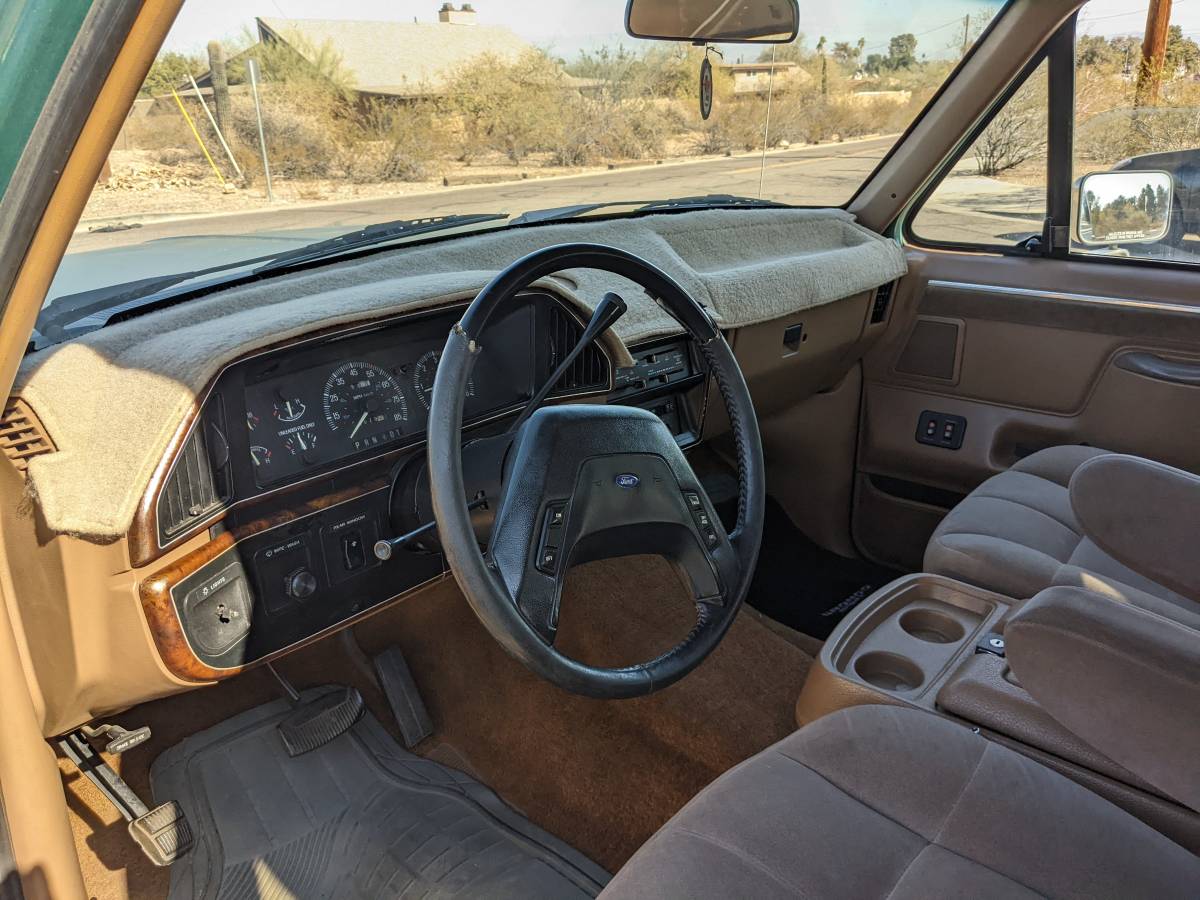 Ford-Bronco-xlt-eddie-bauer-1988-12