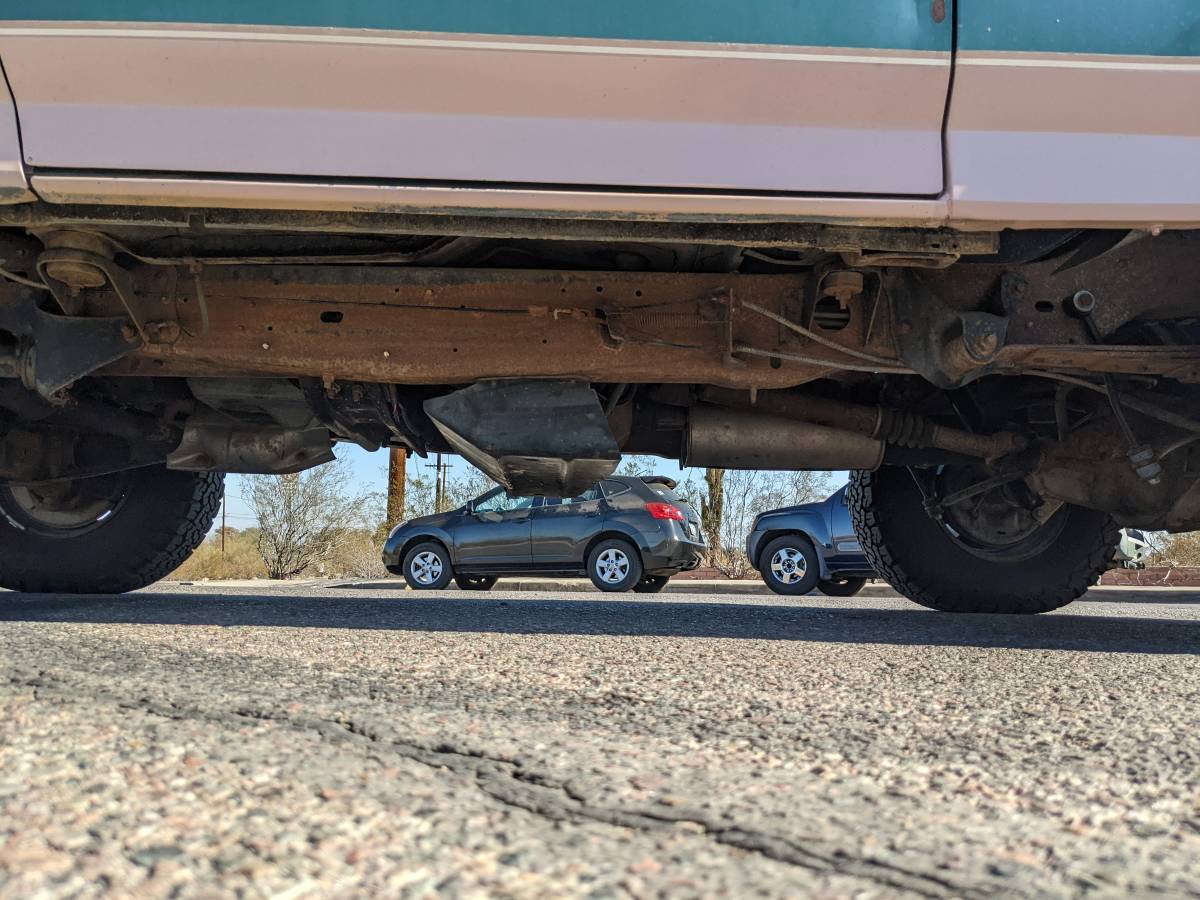 Ford-Bronco-xlt-eddie-bauer-1988-22