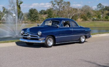 Ford Club Coupe  1950