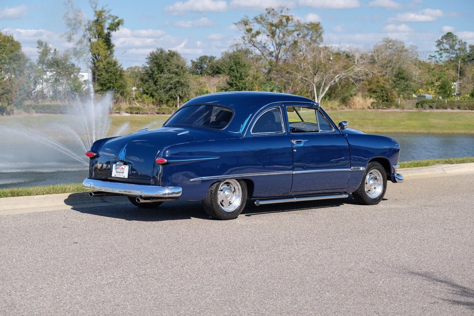 Ford-Club-Coupe-1950-Blue-Gray-54644-5