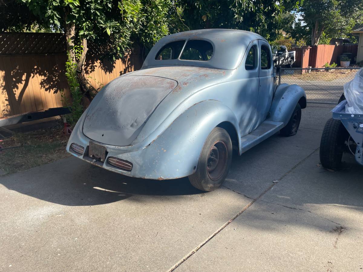 Ford-Coupe-1937-160934-3