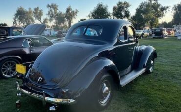 Ford-Coupe-1937-4