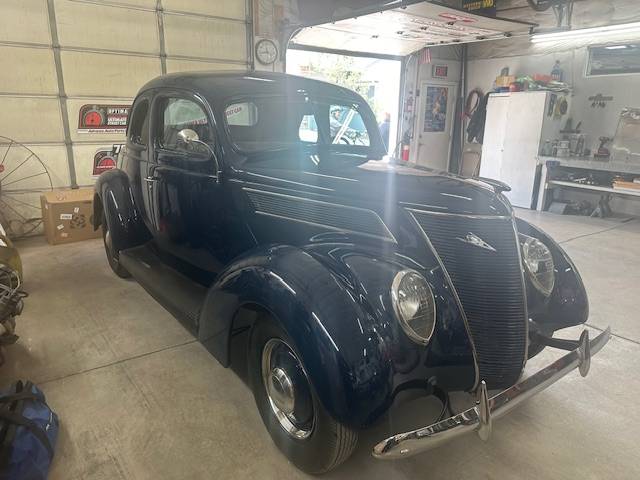 Ford-Coupe-1937-7