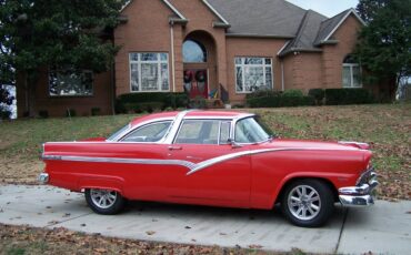 Ford-Crown-victoria-1956-red-1609-2