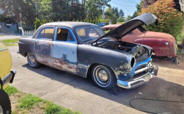 Ford-Custom-1950-10