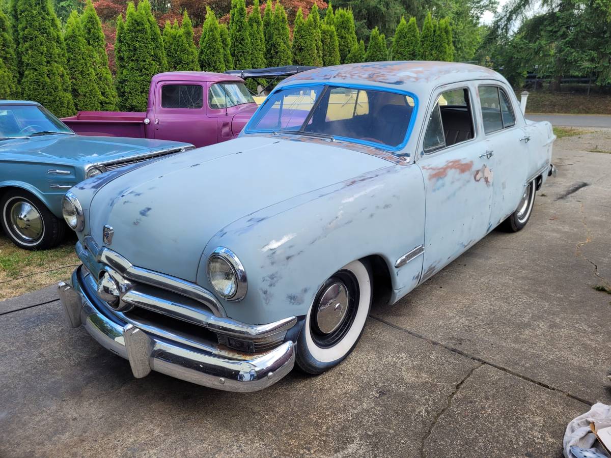 Ford-Custom-1950-8