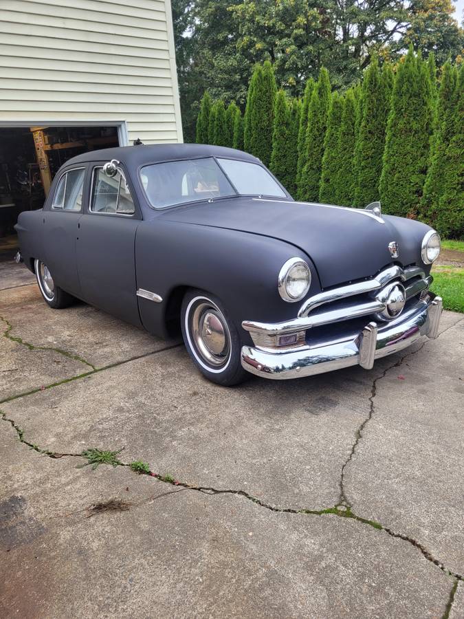 Ford-Custom-1950