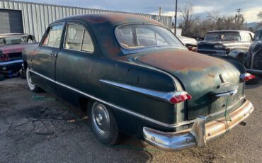 Ford-Custom-2-door-1951-green-98693-1