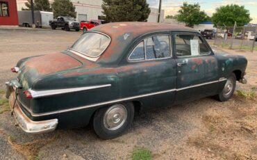 Ford-Custom-2-door-1951-green-98693-2