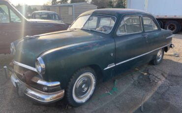 Ford-Custom-2-door-1951-green-98693