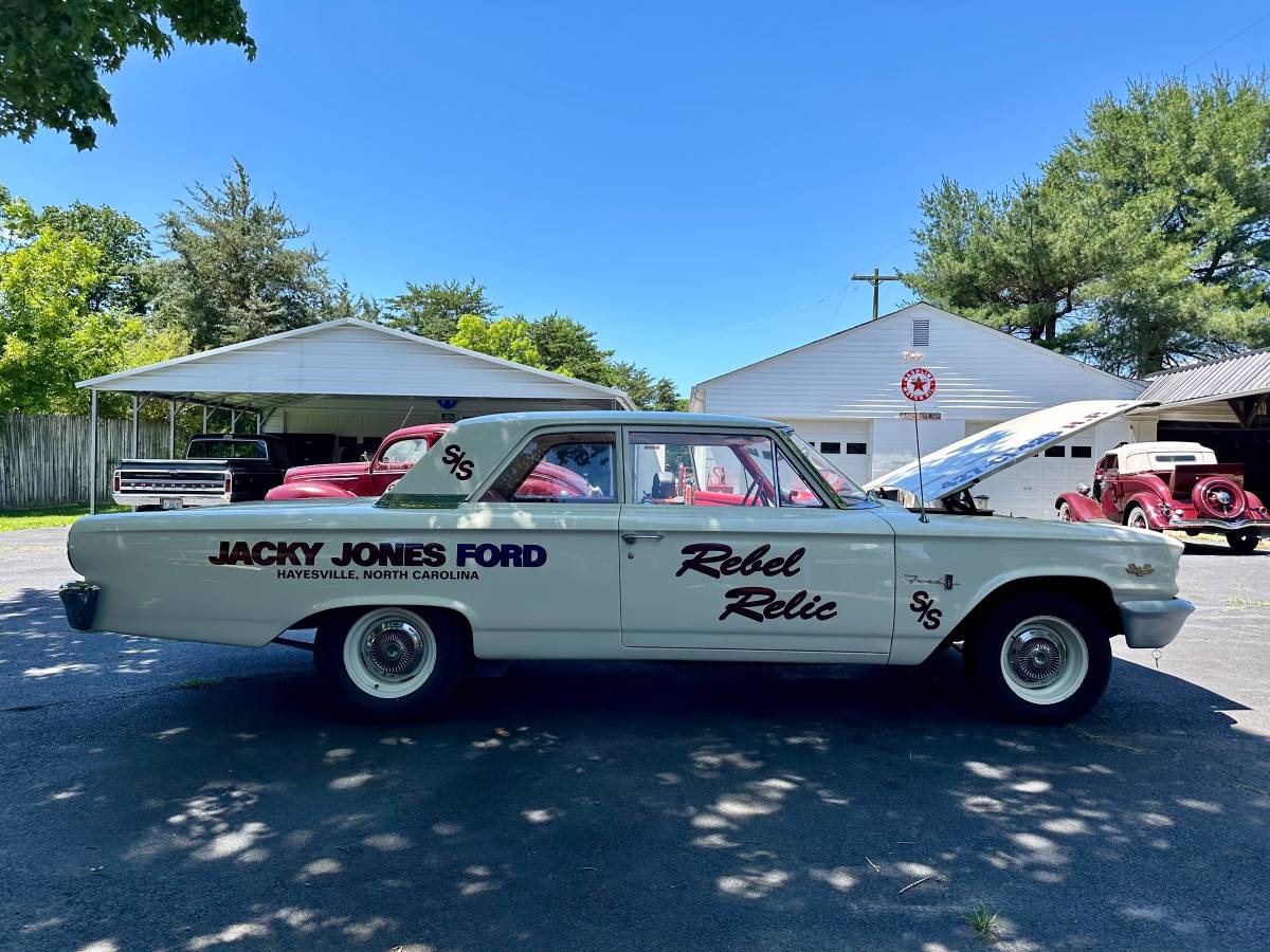 Ford-Custom-300-1963-white-5391-1