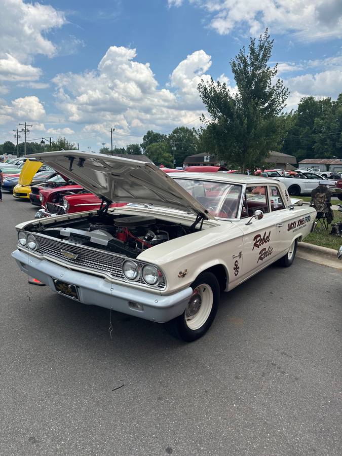 Ford-Custom-300-1963-white-5391-22