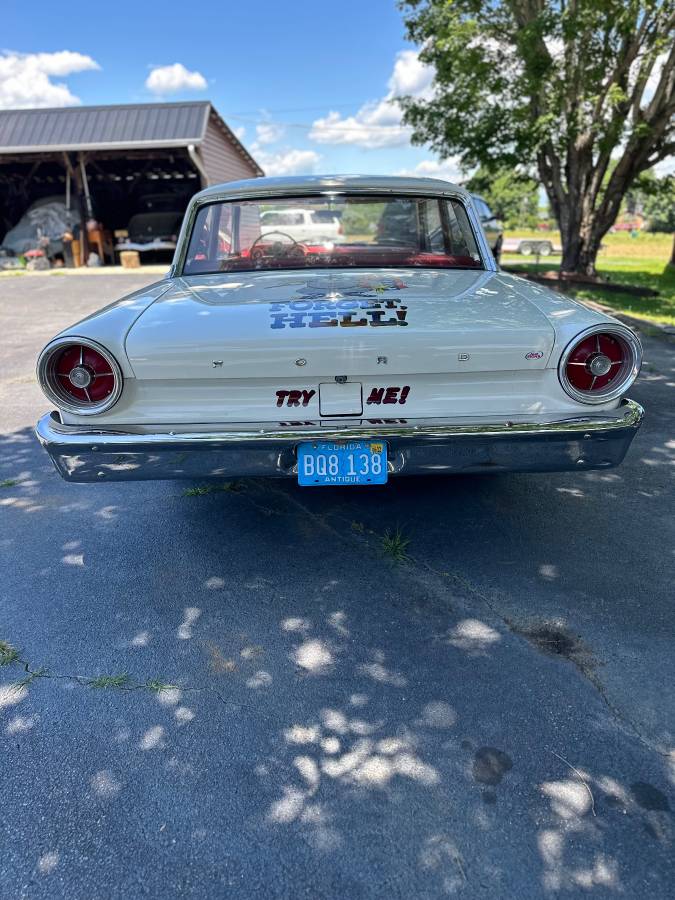 Ford-Custom-300-1963-white-5391-3