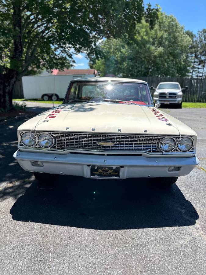 Ford-Custom-300-1963-white-5391-4