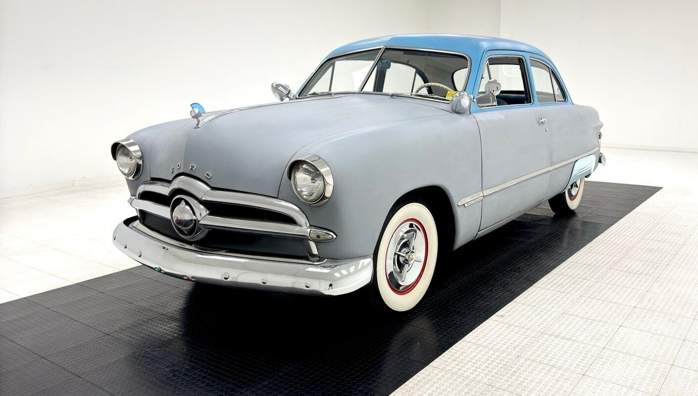 Ford Custom Berline 1949 à vendre