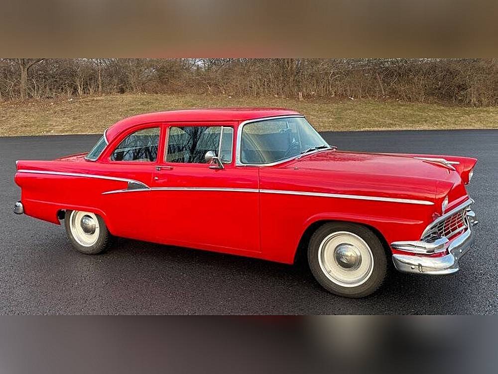 Ford-Customline-1956-red-1287-17