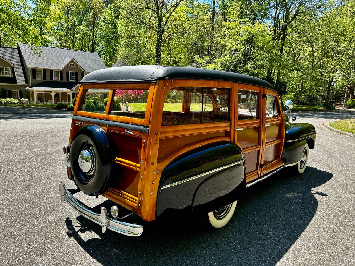 Ford-De-luxe-1947-14