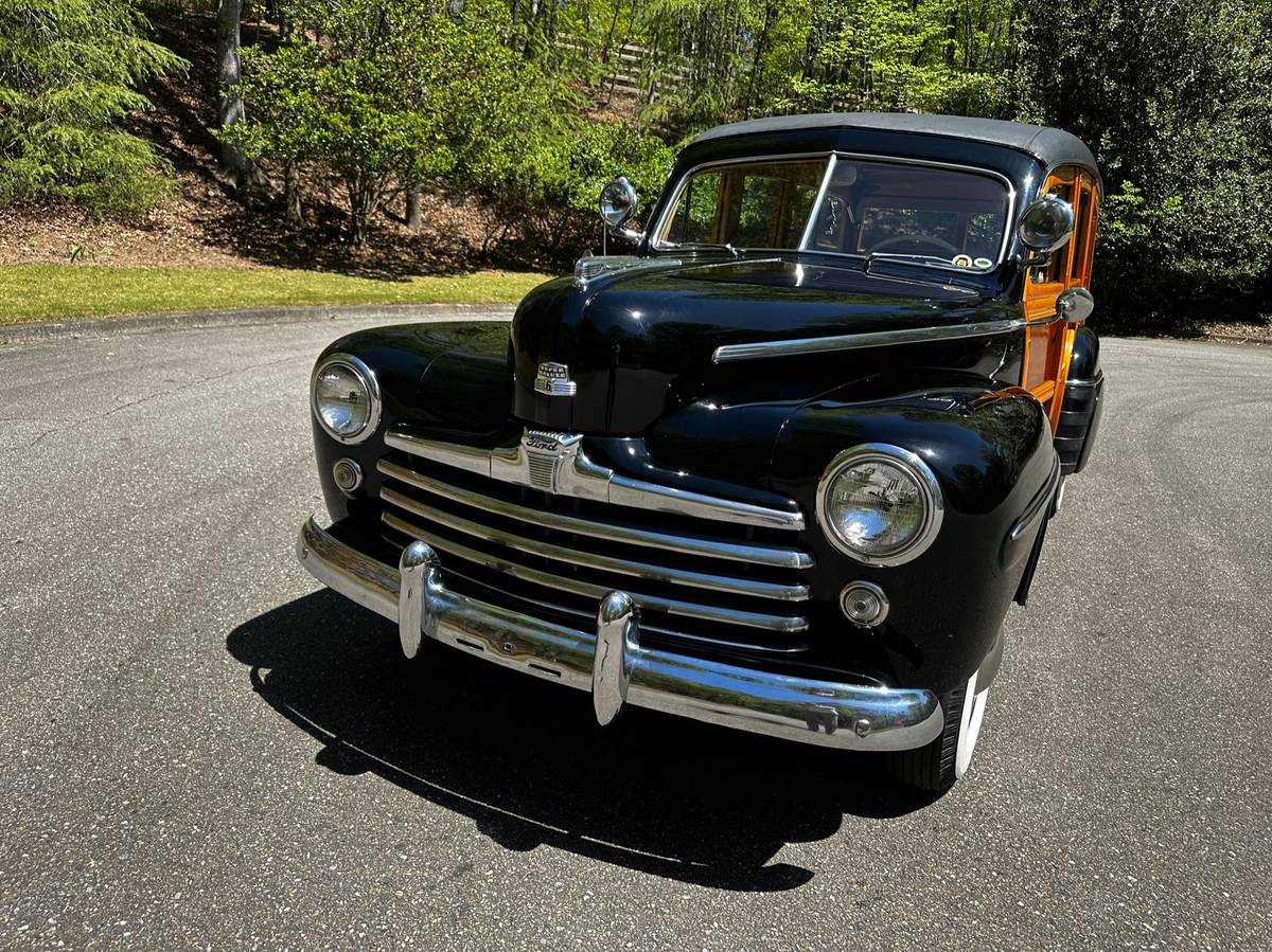 Ford-De-luxe-1947-18