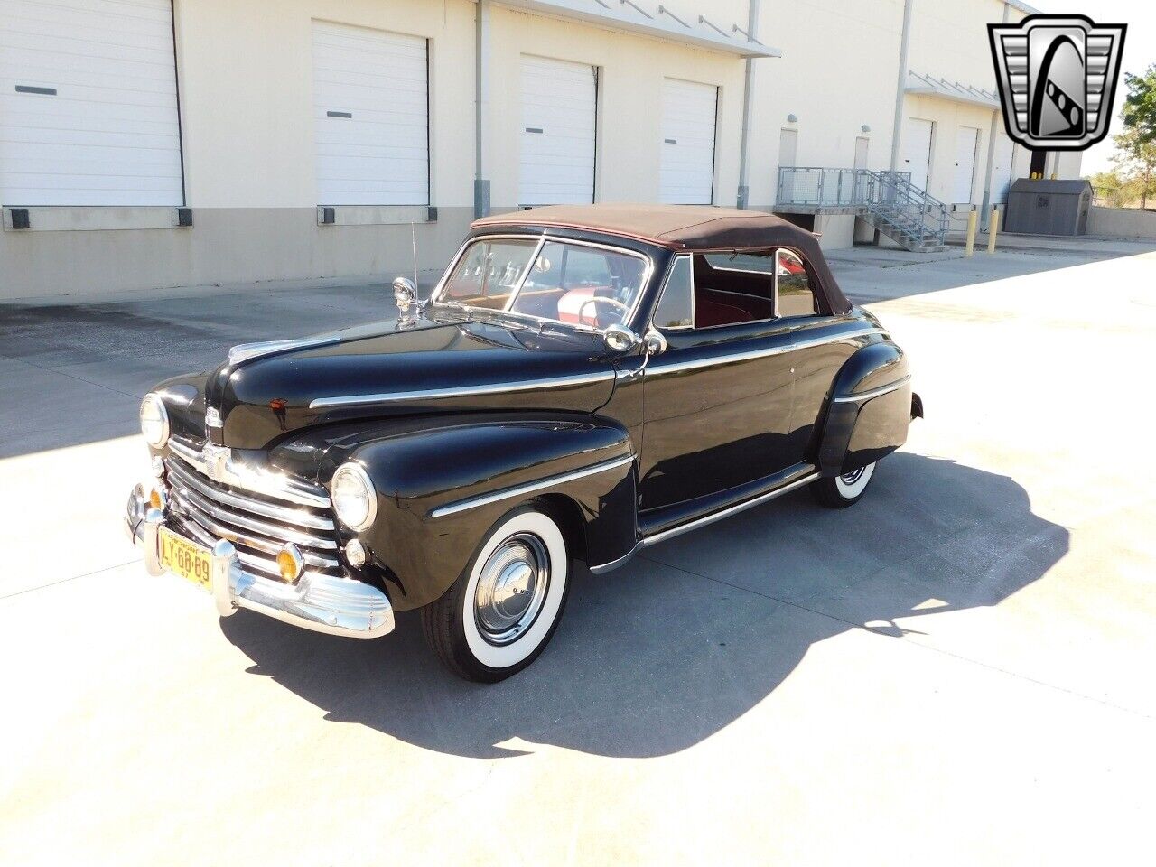 Ford-Deluxe-Cabriolet-1947-10