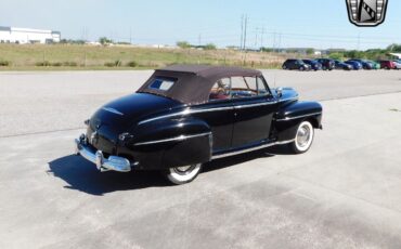 Ford-Deluxe-Cabriolet-1947-7