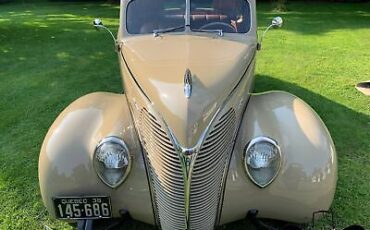 Ford-Deluxe-Convertible-Coupe-1938-1