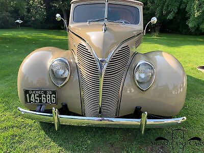 Ford-Deluxe-Convertible-Coupe-1938-5