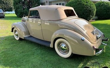 Ford-Deluxe-Convertible-Coupe-1938-6