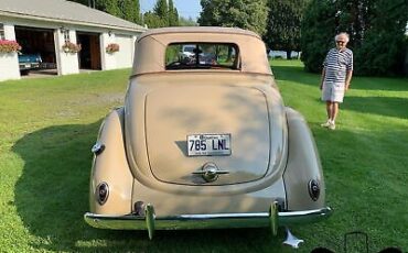 Ford-Deluxe-Convertible-Coupe-1938-9