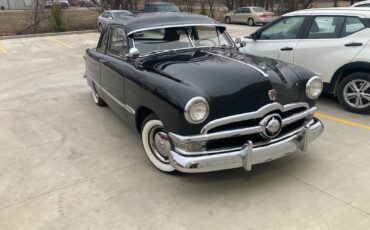 Ford-Deluxe-Coupe-1950-Black-Gray-80628-2