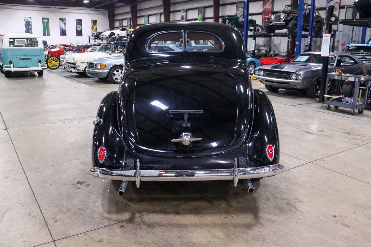 Ford-Deluxe-Coupe-Coupe-1938-Black-Gray-154827-5