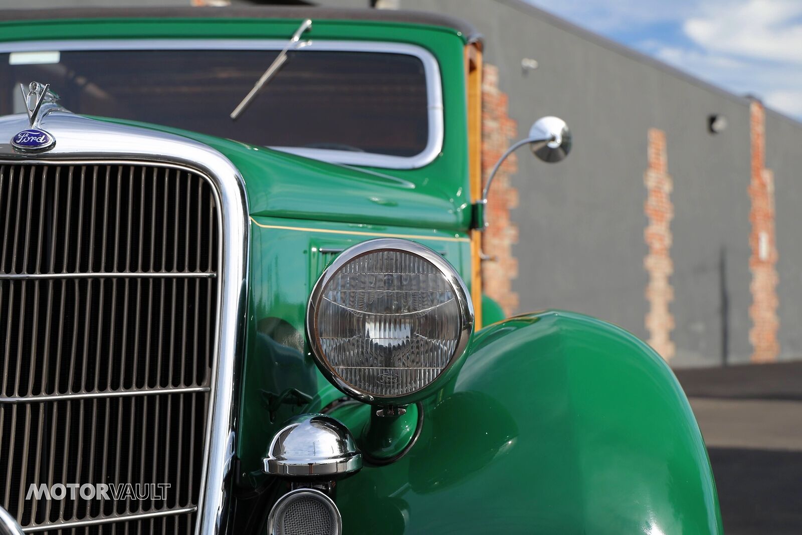 Ford-Deluxe-Wagon-Woodie-1935-15