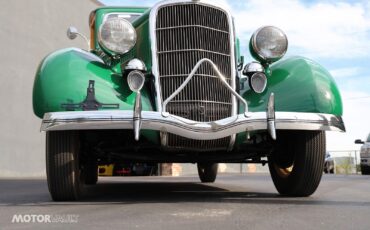 Ford-Deluxe-Wagon-Woodie-1935-16