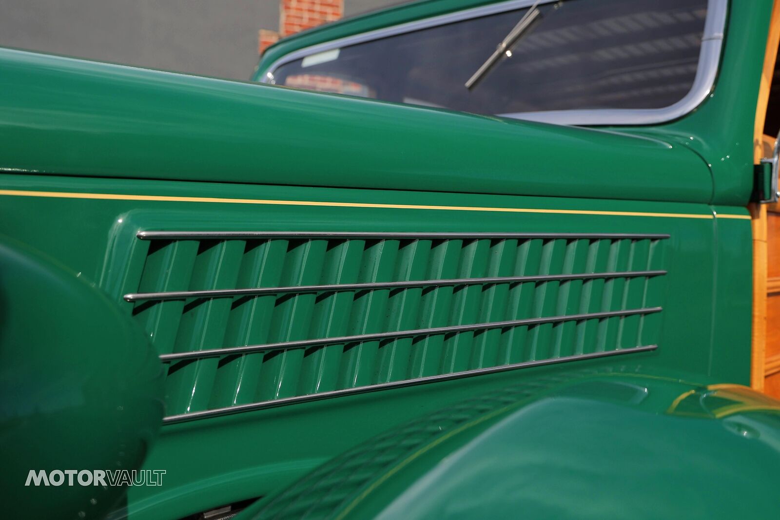 Ford-Deluxe-Wagon-Woodie-1935-28