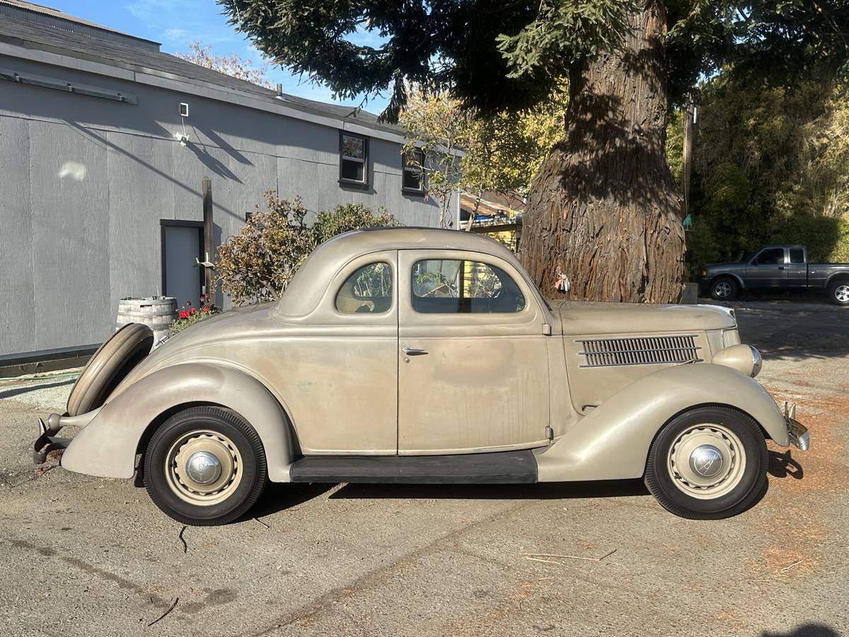 Ford-Deluxe-coupe-1936-123919-2