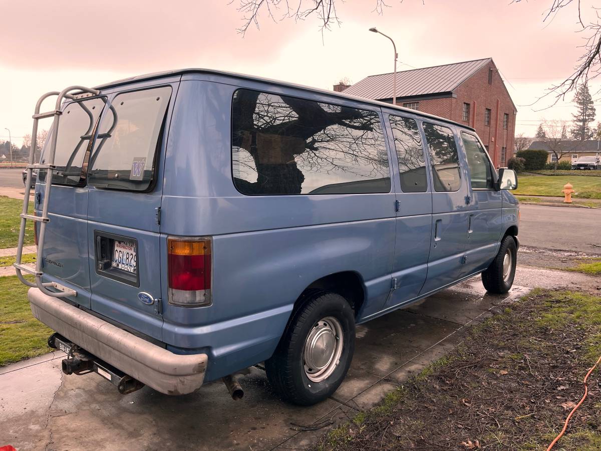 Ford-E-150-econoline-1992-3