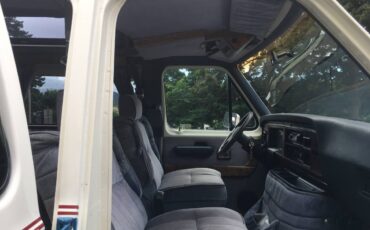 Ford-E150-conversion-van-1989-white-170590-11